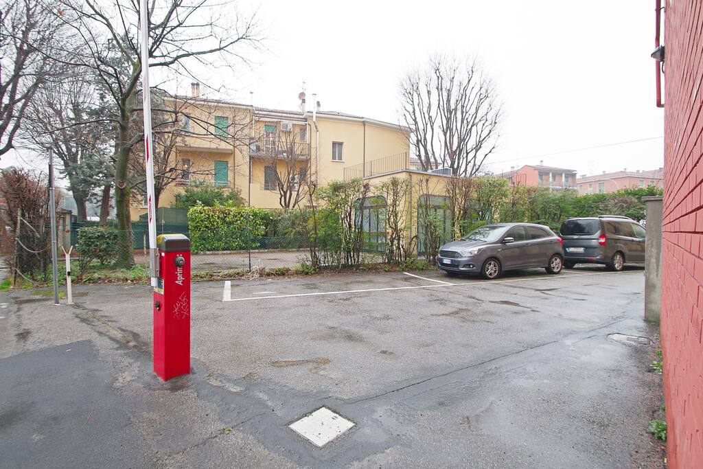 Posto auto gratuito a prenotazione