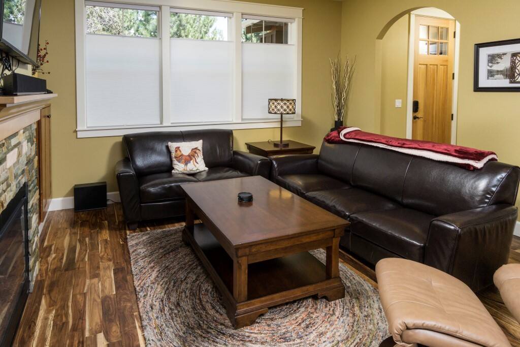Entry - Living Room