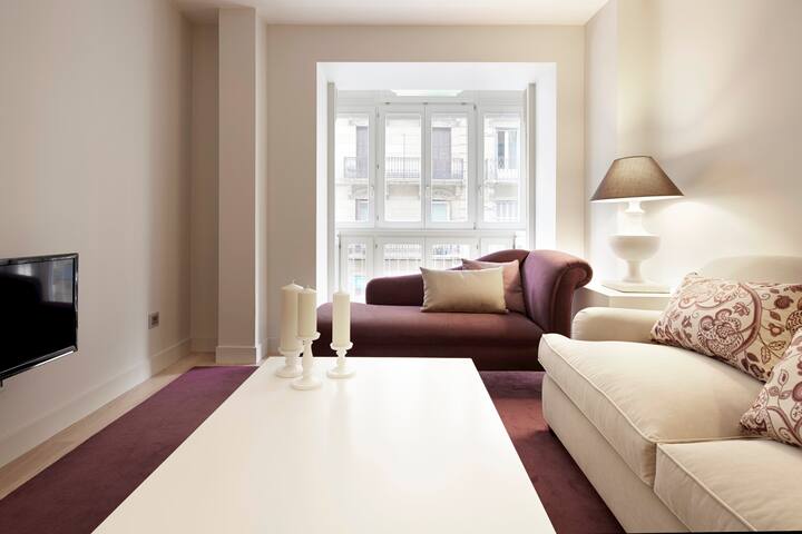 Easo Suite 1 by FeelFree Rentals gallery image 2