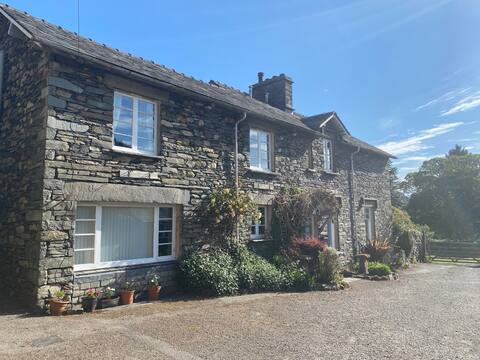 Elterwater Park Farmhouse Self Catering with EV