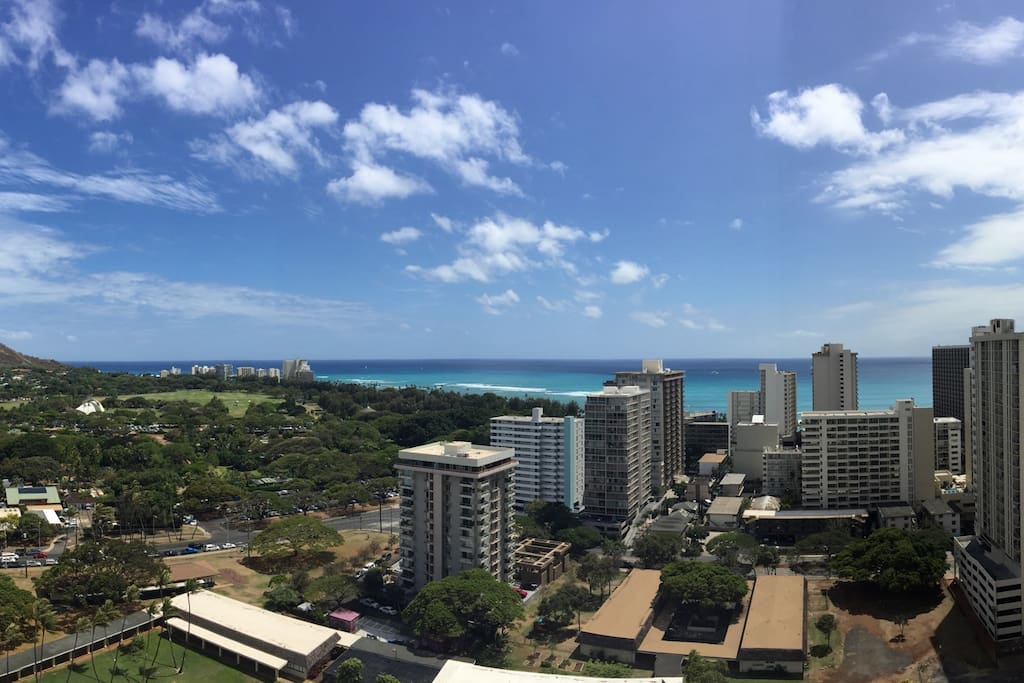 25th floor views of Diamond Head, Kapiolani Park & ocean