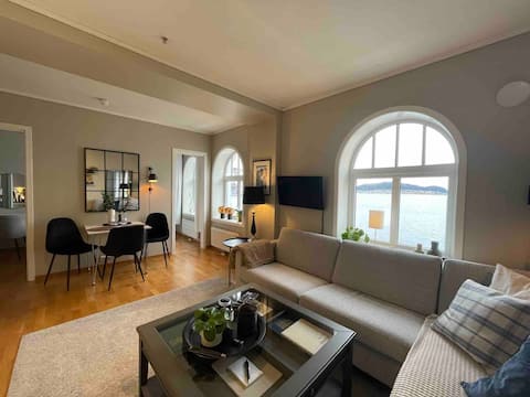 Top Airbnb: Apartment in the city center, 4th floor with elevator. in Ålesund