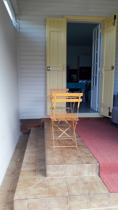 PERRON, LIEU DE DÉTENTE