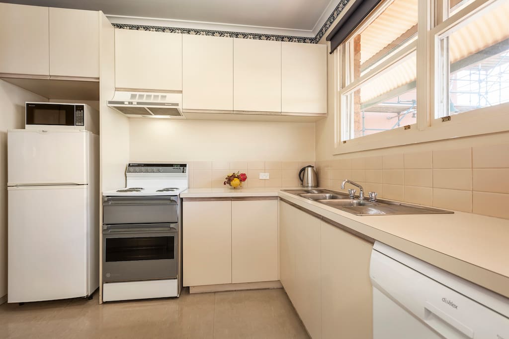 Standard Apartment - Kitchen