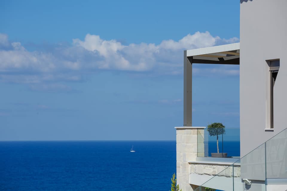 A stone villa above the Cretan Sea, Stavromenos, Crete, Greece, photo 7 of 10