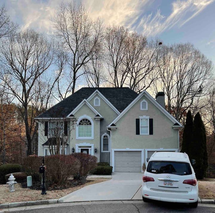 Suburban Comfort Houses for Rent in Woodstock, United States