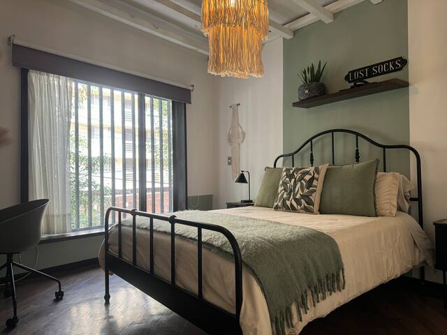 Designer’s Home in la Roma gallery image 4