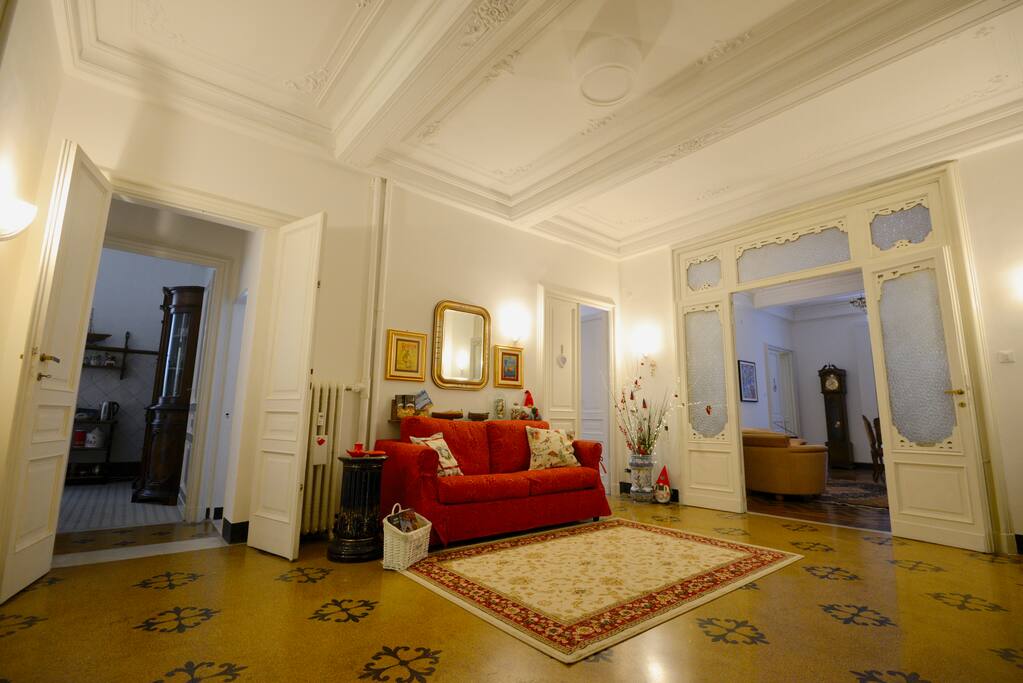 L'Ingresso