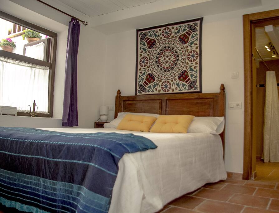 King-sized bed.