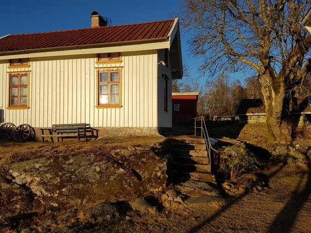 Vid ngbtsbryggan i genuina fiskelget Haala! Orust V. Hosted by Monica. Monica User Profile. . Boat. 7 guests 2 bedrooms 4 beds 1 bath. 7 guests. Vid ngbtsbryggan i genuina fiskelget Haala! - Boats for