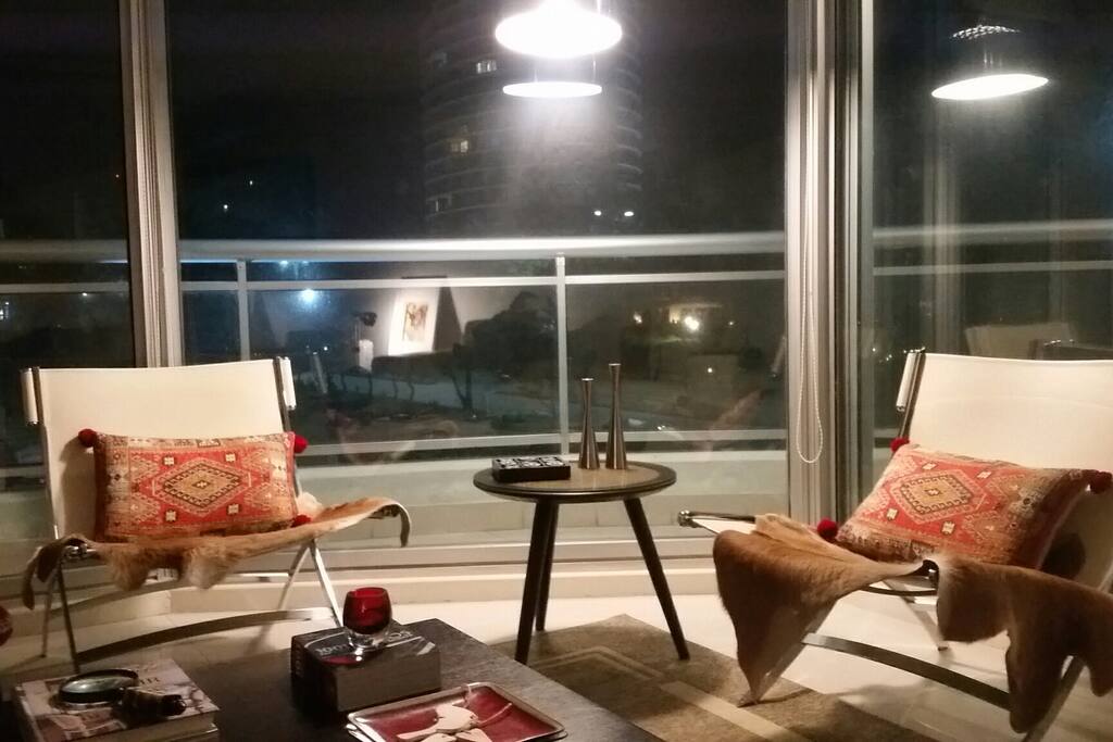 Detalhe living e sacada