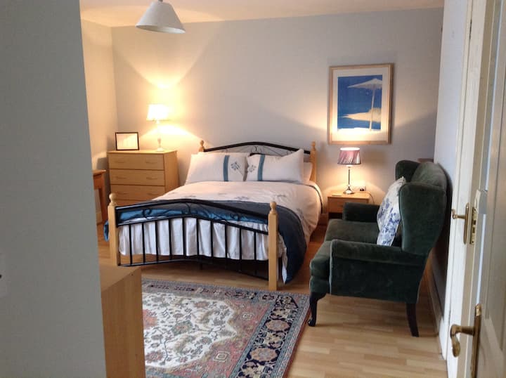 Large Double room en suite Townhouses for Rent in Kinsale, County