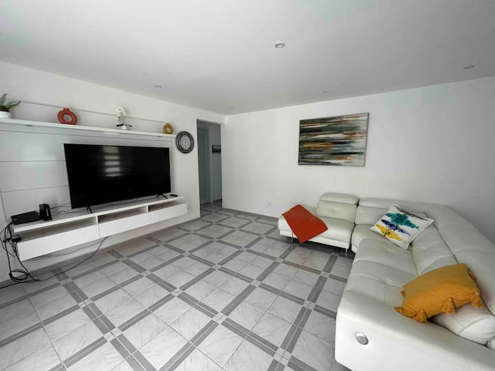 Hacienda Leon/pool 3 Bedroom 2 Bathroom. - Porto Rico