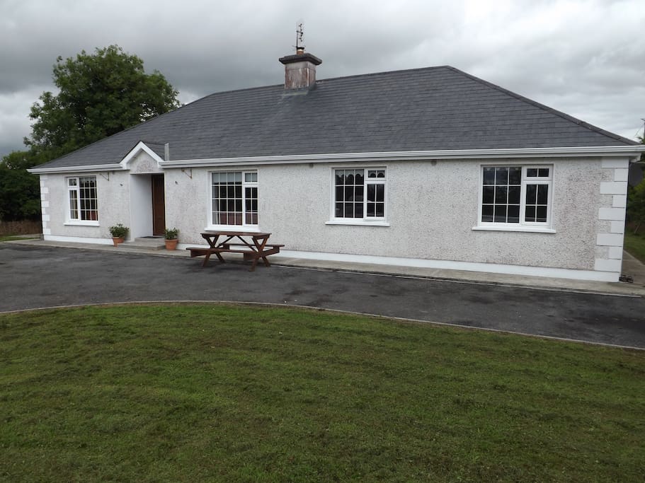 Welcome to Meadow View at Kiltybranks in Roscommon!