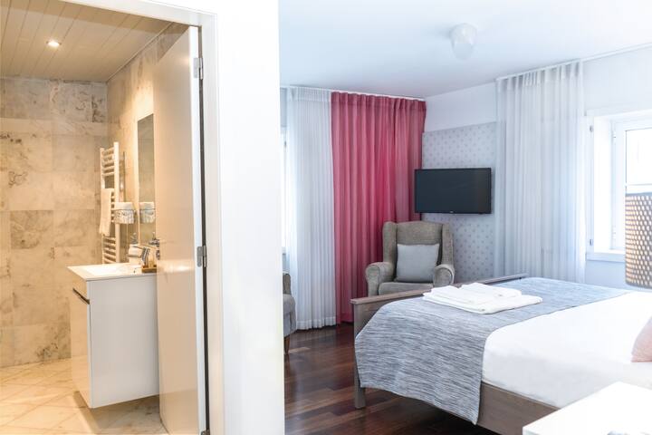 Chiado Patio Apartment gallery image 2