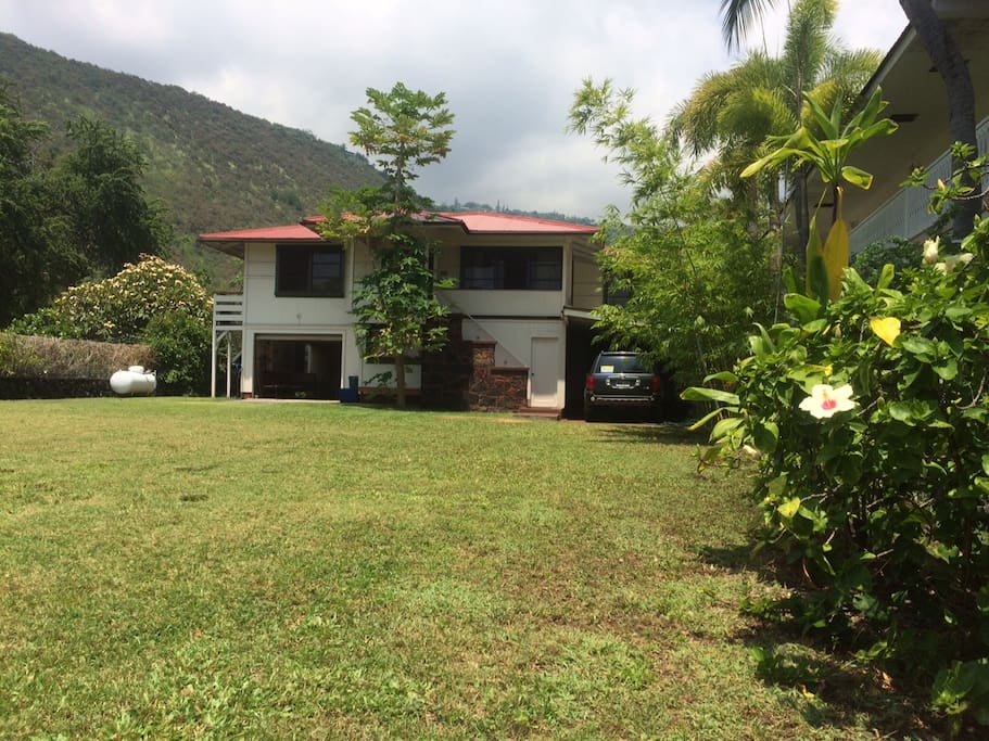 Top 100 Airbnb Rentals 2017 in Captain Cook, Hawaii