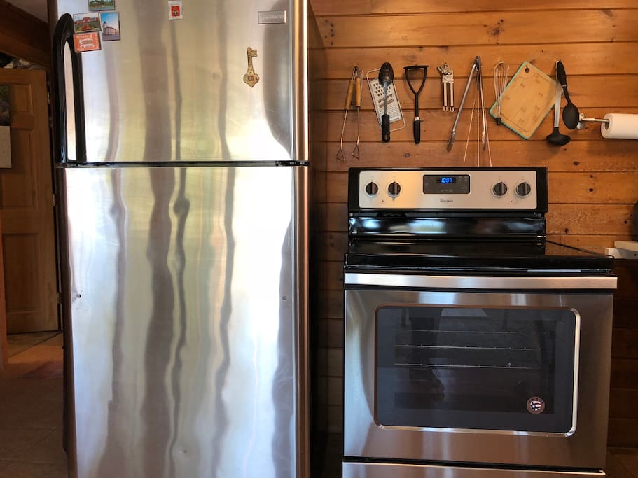 May 10th 2018
New Whirlpool stove. (Made in the USA).