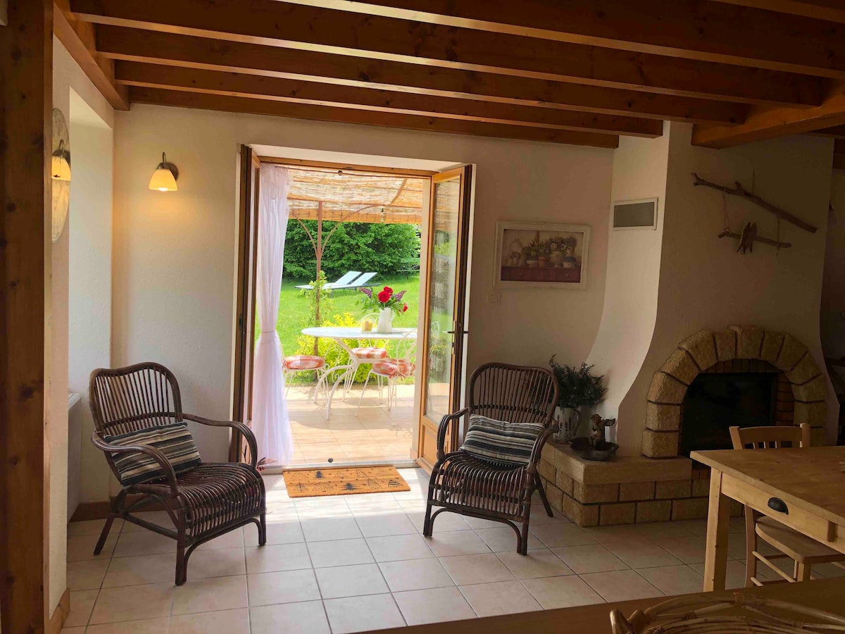 Airbnb performant: Nature Happiness House à Puy De Dôme