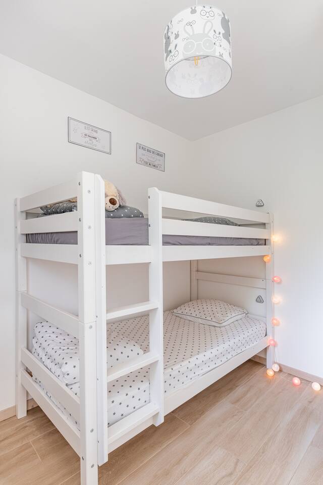 Chambre 3 avec lits superposés