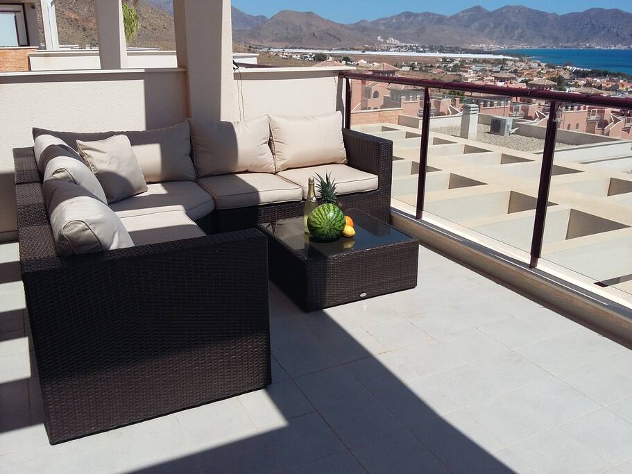 Stunning rattan furniture, perfect for relaxing on!