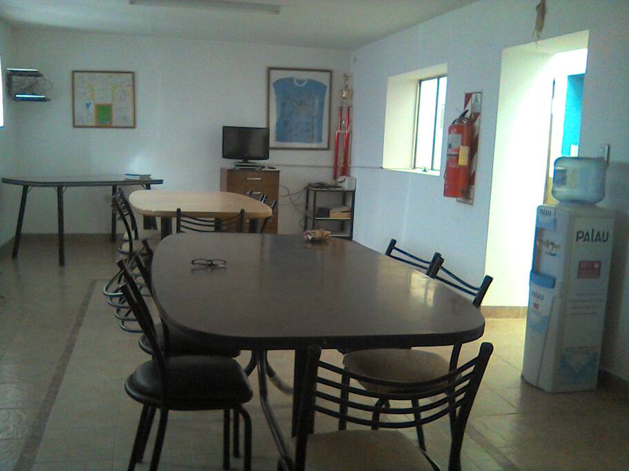 Lugar Resto Bar, servicios de cafetería, gastronomía.