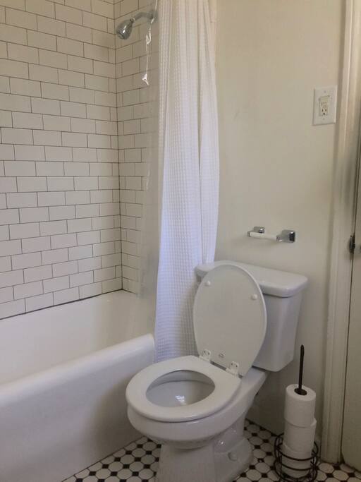 full shower and bath tub
