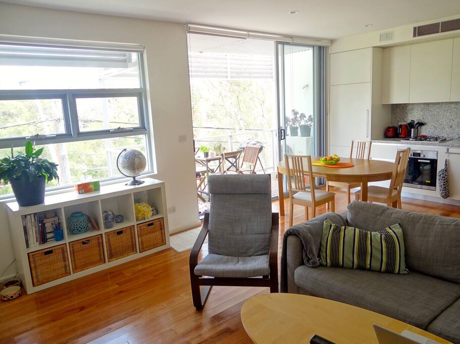 Large and bright living area