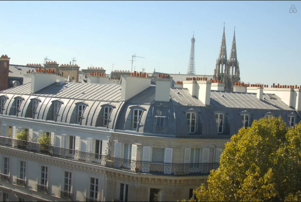 View on the Eiffel Tower from the room