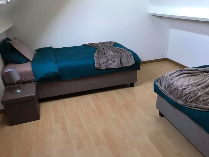 საძინებელი 4