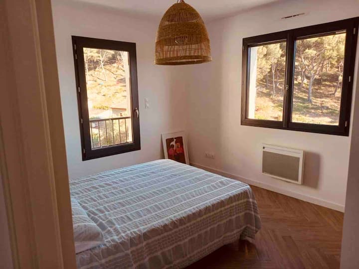 Cama 140x200
Capacidad: 2 personas 