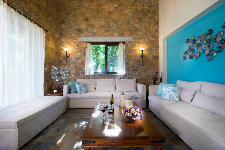 Villa Litsarda, 4 BD, 4 BA, private pool of 70 sqm gallery image 5