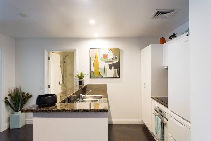 Toodle managed Airbnb listing 2