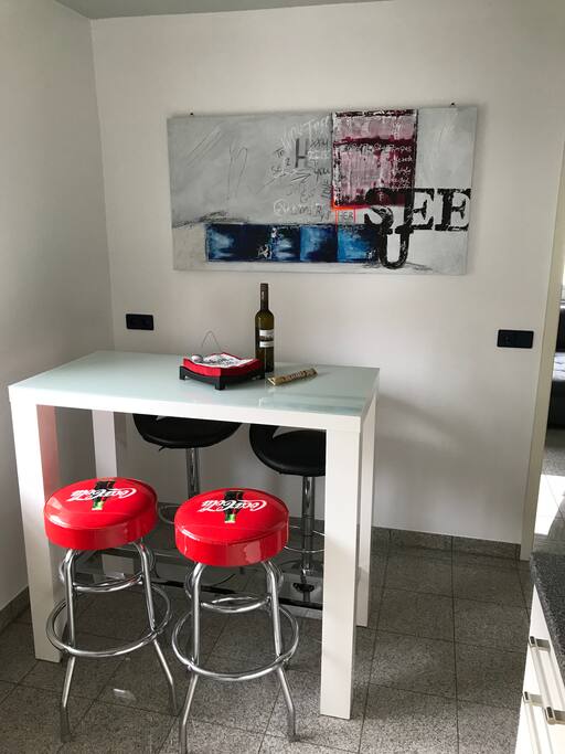 Breakfast Bar