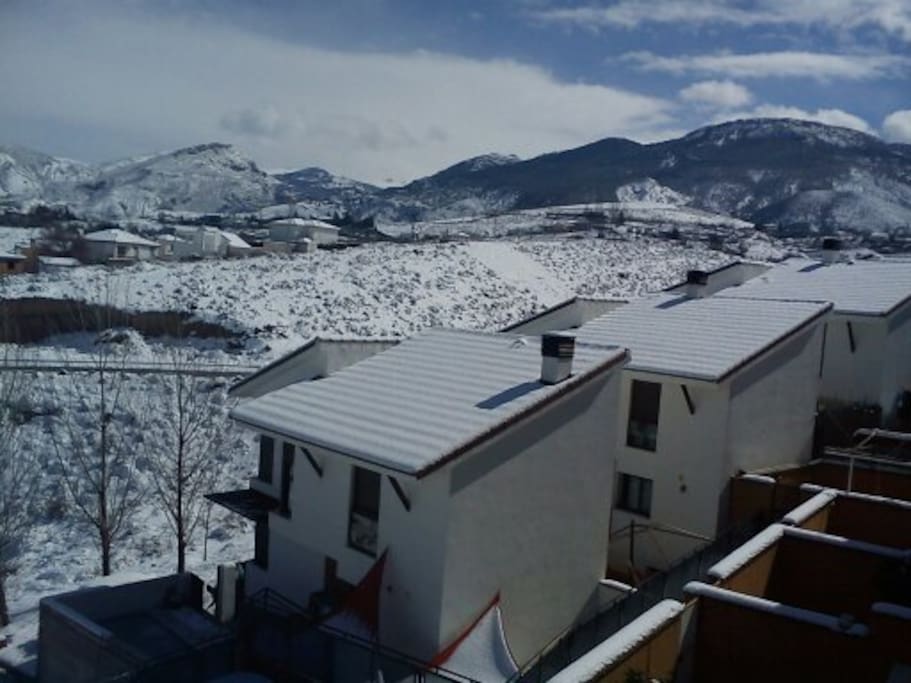 Vistas desde la casa cuando Nieva (Casa situada a 920 metros de altitud).