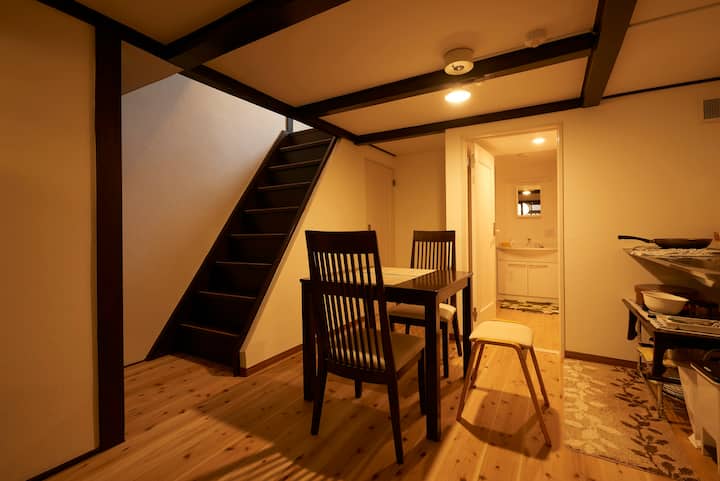Guest house Connection Karasuma Gojo /Gojo St 3min