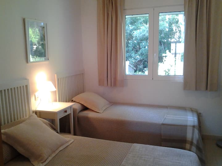 غرفة النوم 2