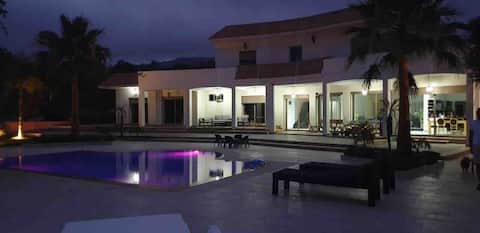 Villa piscine chauffée