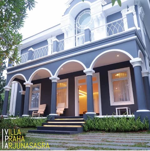 Villa Praha Arjunasasra – Lux 3BR Private Home