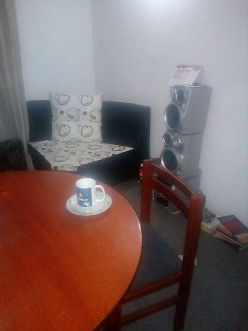 Sala de comer y estar.