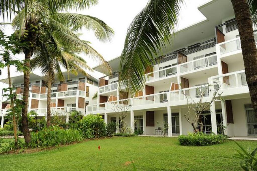 The Terraces Resort - Garden view