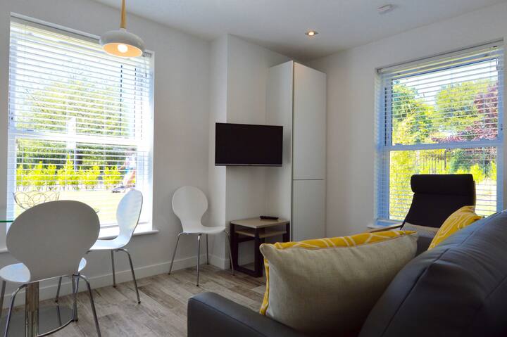 The Palms, Apartment 2 - Bournemouth