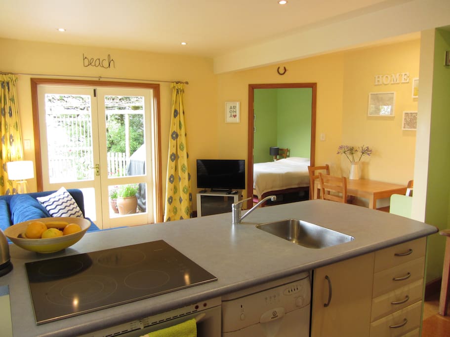 Open plan kitchen, dinning and living room
