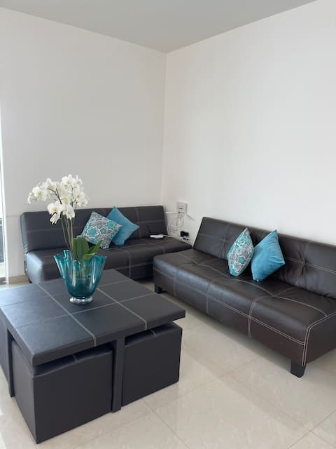 Top Airbnb: Enjoy the eternal spring heated pool! in Xochitepec