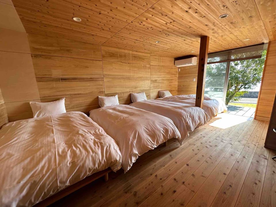 A cedar villa on the Shimanami Kaido, Imabari, Ehime, Japan, photo 8 of 10