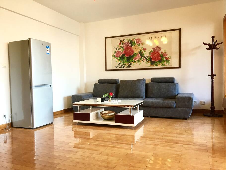 龙翔雅居客厅