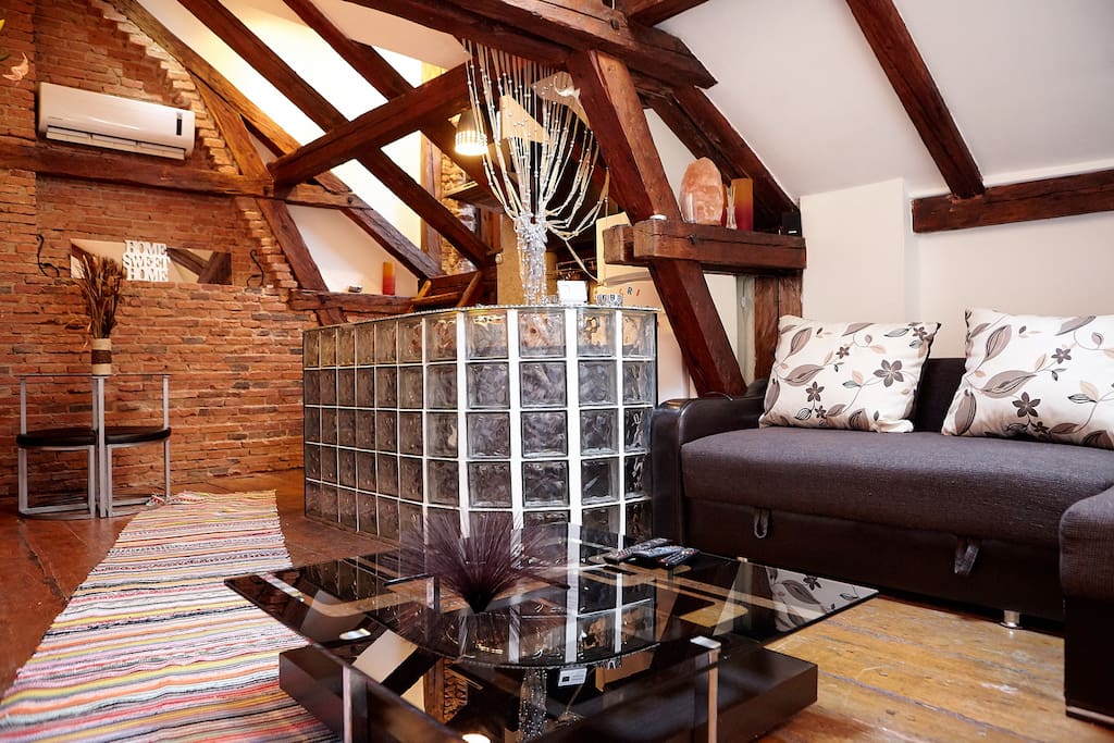 Vintage Apartment City Center Apartments for Rent in Brașov, Județul