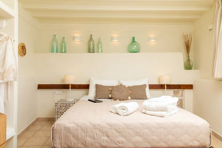 Dream House in the Venetian Castle gallery image 3