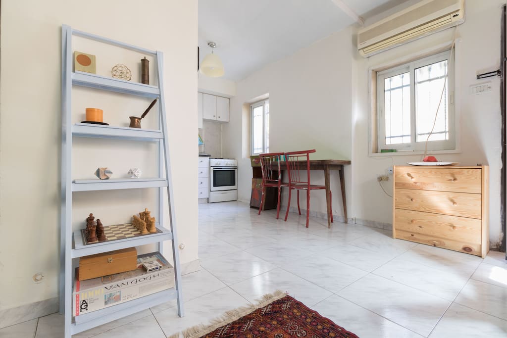 Living room - Kitchen