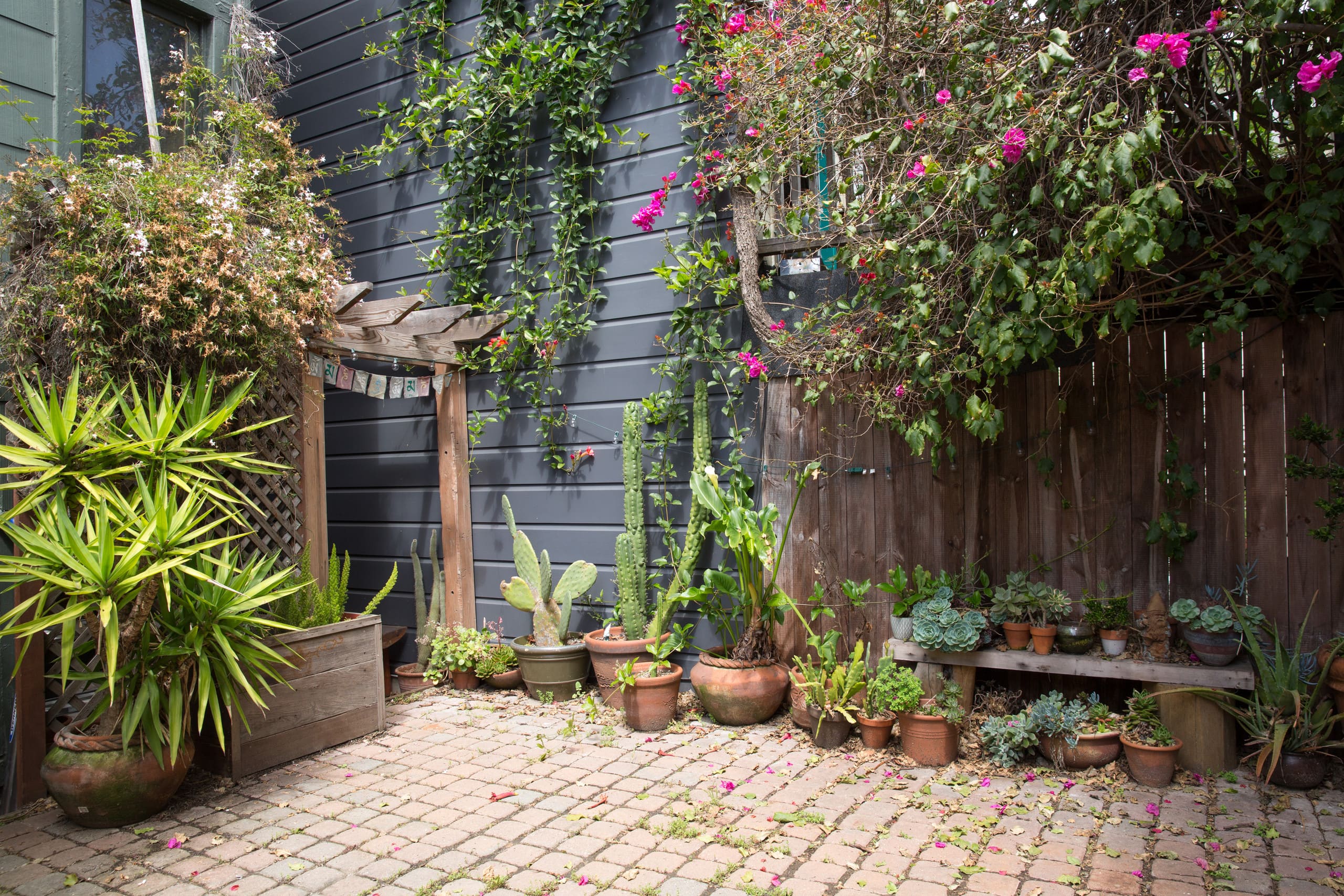 Home in San Francisco · ★4.99 · 3 bedrooms · 3 beds · 3 baths - Image 33