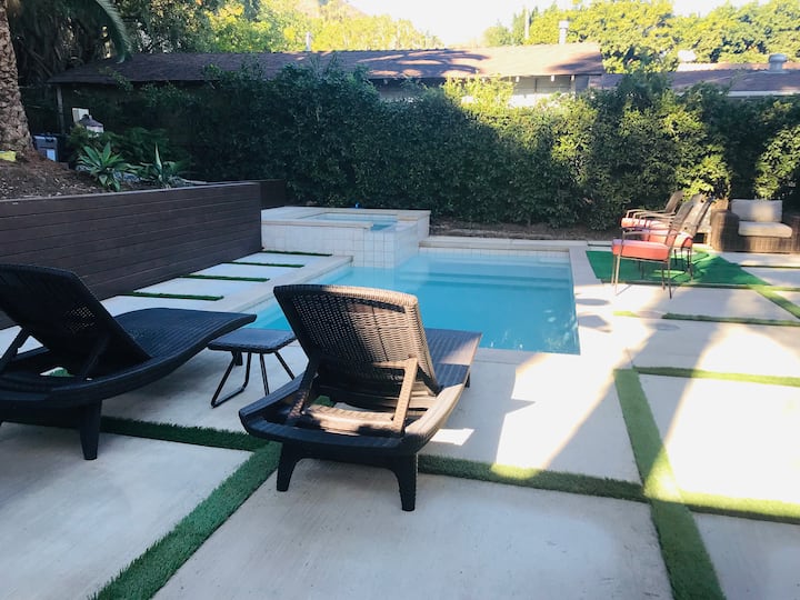 Paradise Studio, Hollywood Gated, Own Entrance. - Kalifornia